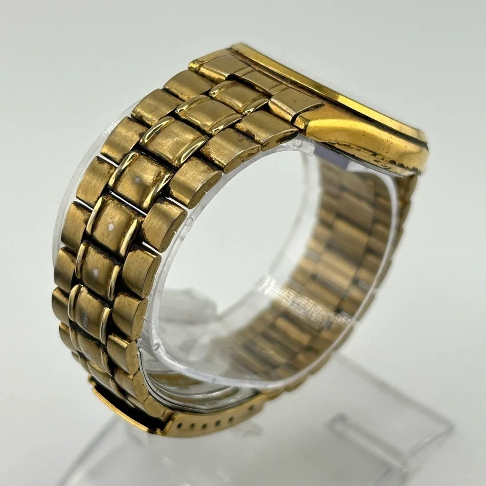 Vintage Seiko Quartz Light In Dark Men’s Gold Tone Date Day Watch #577